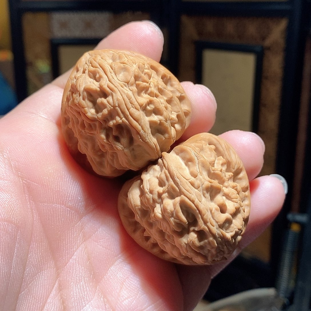 文玩核桃把件39三角白