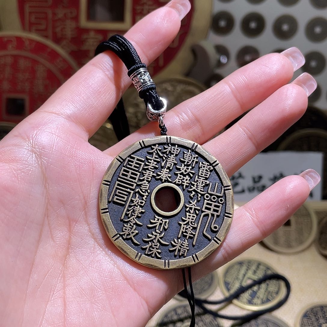 铜铜现代仿制工艺品花钱