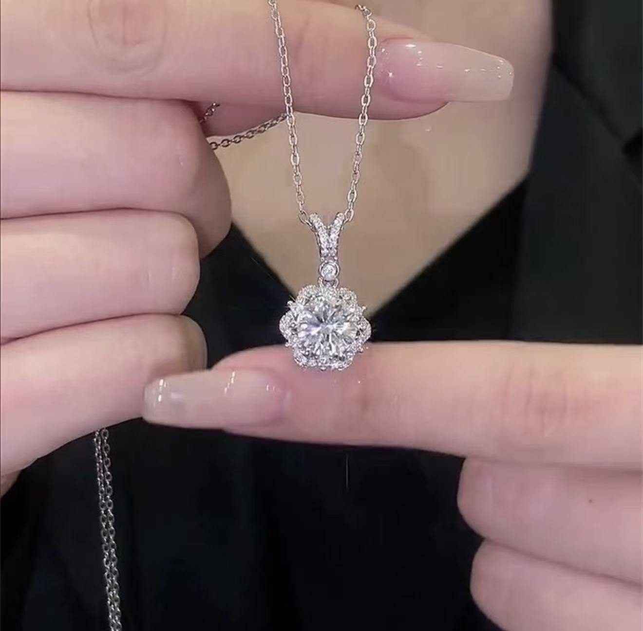 坠链均925银莫桑石  〖爱莎公主吊坠〗高品质莫桑银托时尚经典挂坠