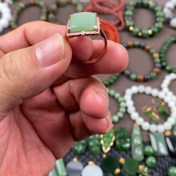 和田玉吊坠(不含链)未镶嵌