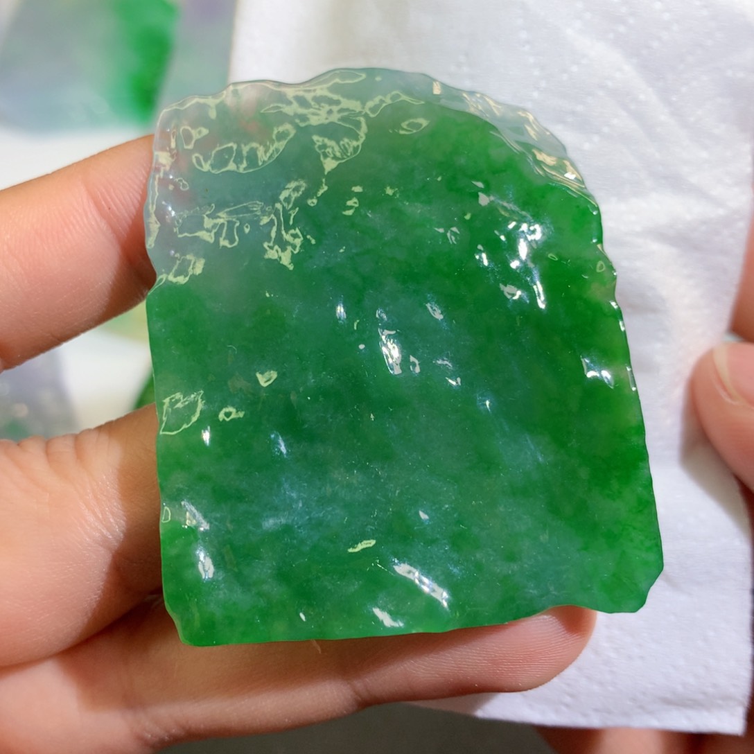 【闪购商品】翡翠吊坠(不含链)未镶嵌