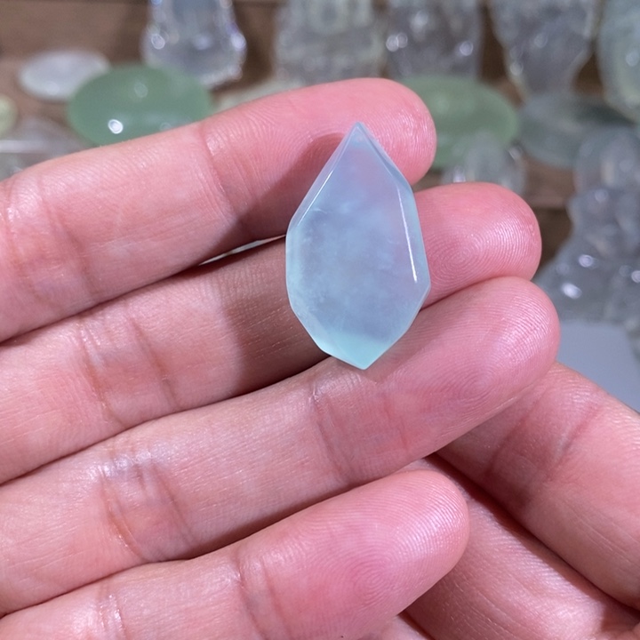 岫玉吊坠未镶嵌吊坠