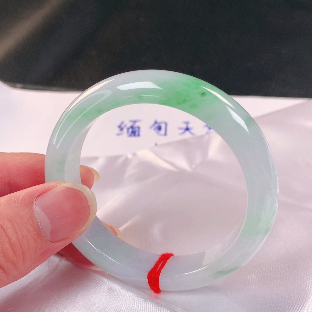 翡翠未镶嵌手镯001
