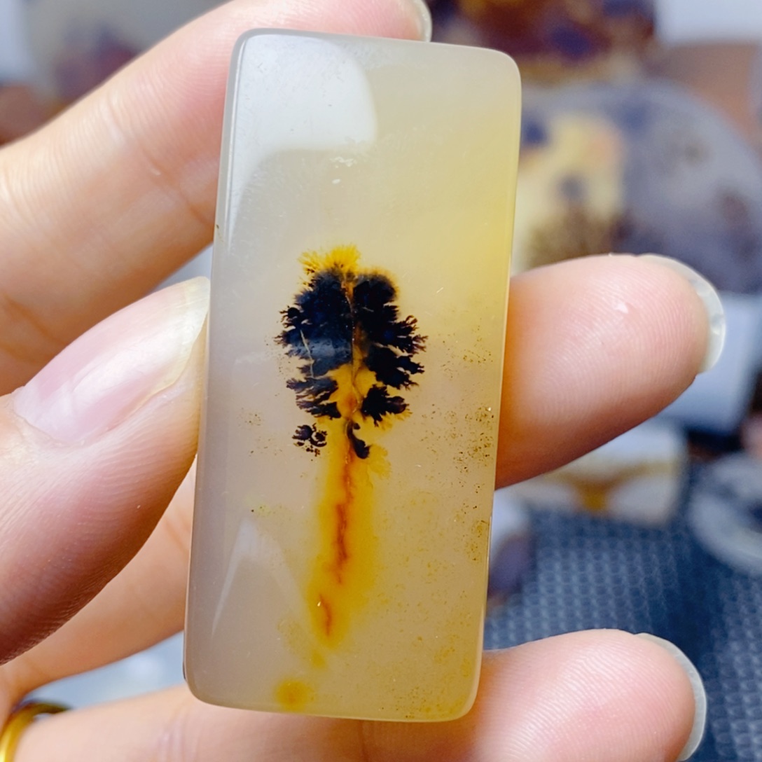 玛瑙/玉髓未镶嵌珠宝奇石