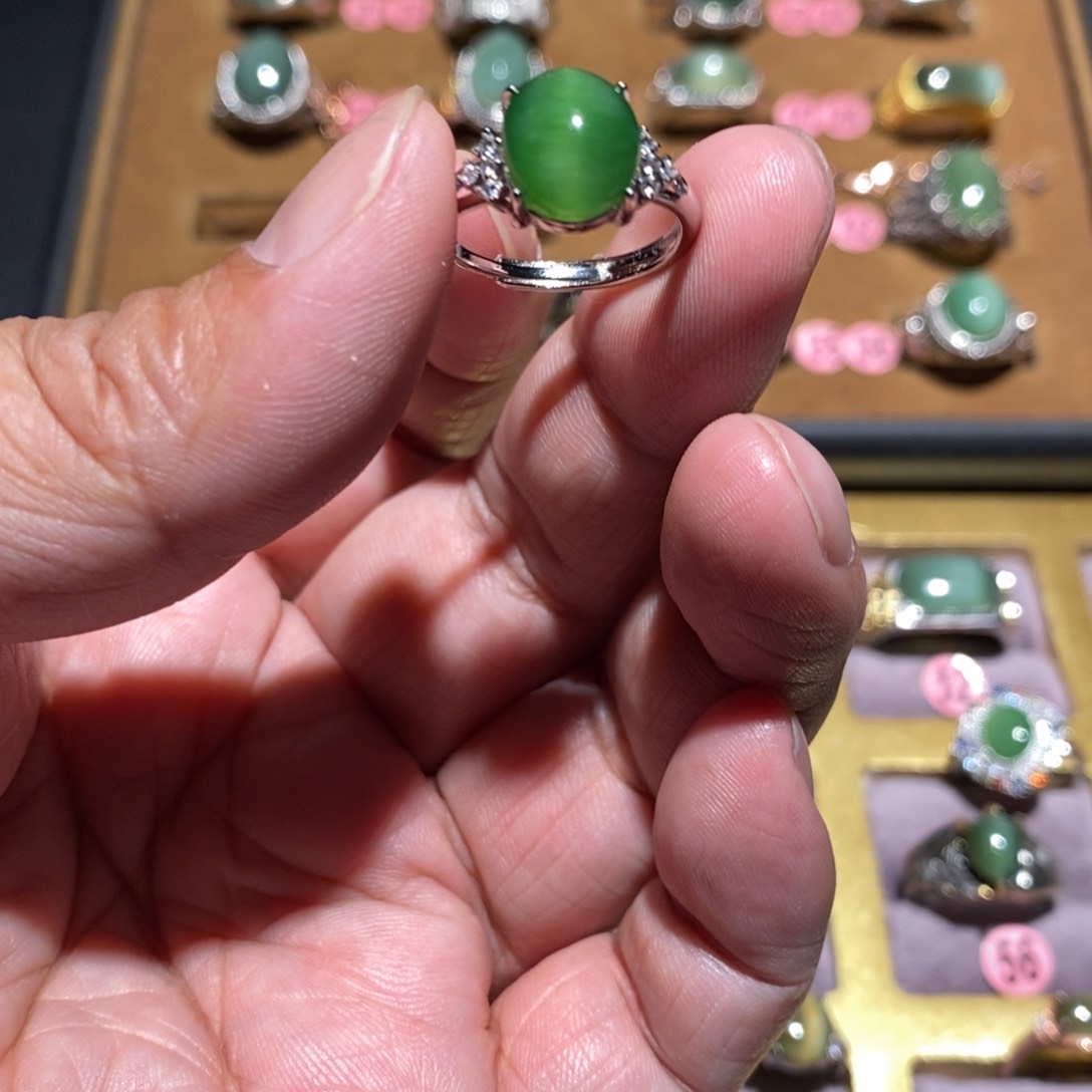 和田玉（碧玉）戒指未镶嵌