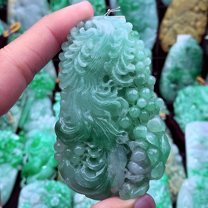 翡翠吊坠(不含链)未镶嵌