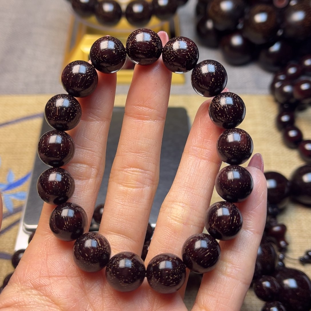 檀香紫檀（小叶紫檀）千****亮1.2满星