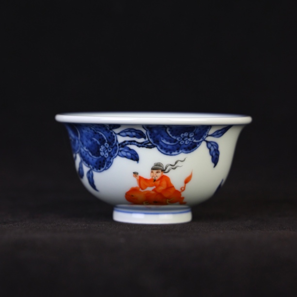 雯华堂 景德镇仿明青花矾红大吉大利李白骑猪小压手杯满容约100cc