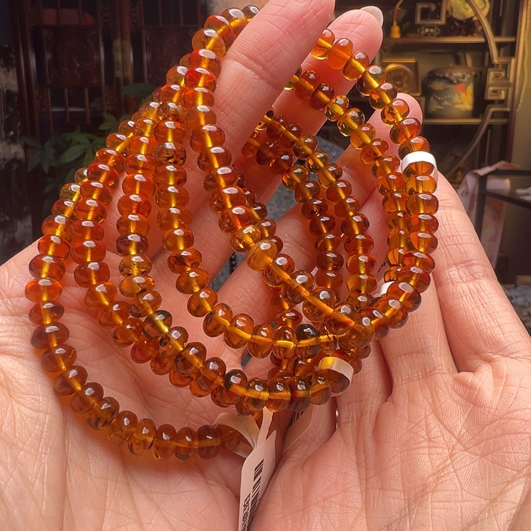 琥珀未镶嵌裸石抚顺琥珀10487六多样性发其一