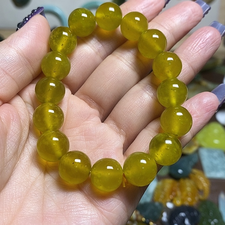 蛇纹石玉手串未镶嵌