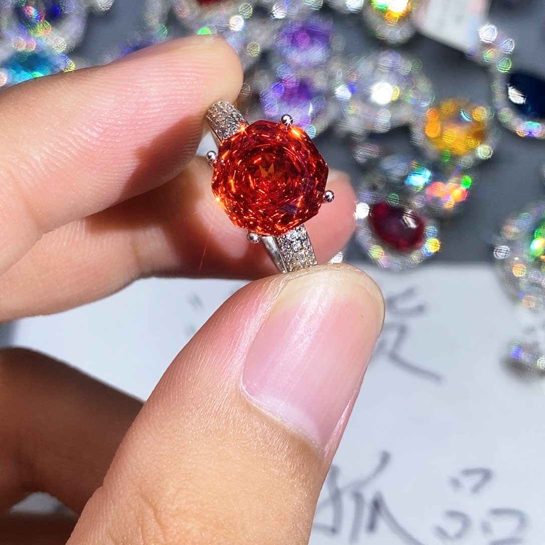 合金石英质玉戒指