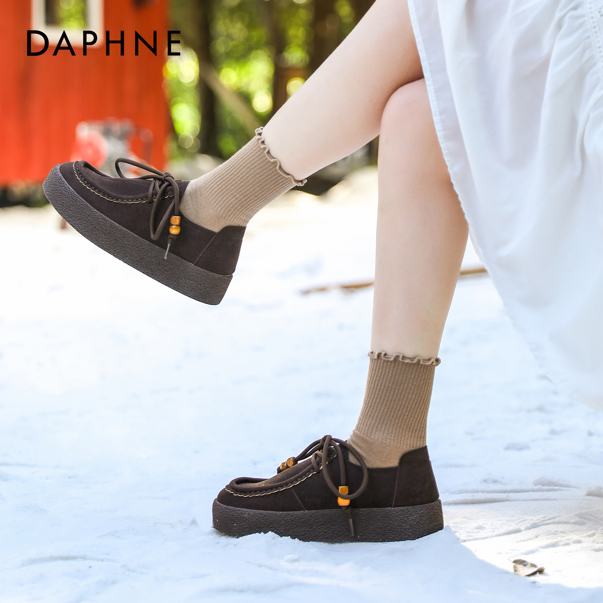Daphne/达芙妮2025秋冬新款时尚百搭学院风低帮复古圆头休闲女鞋