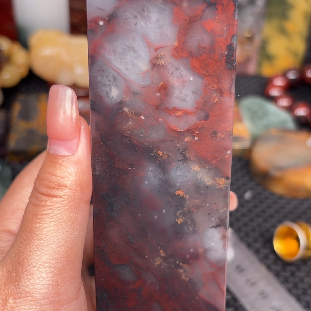 石材桂林鸡血印章摆件编号：346