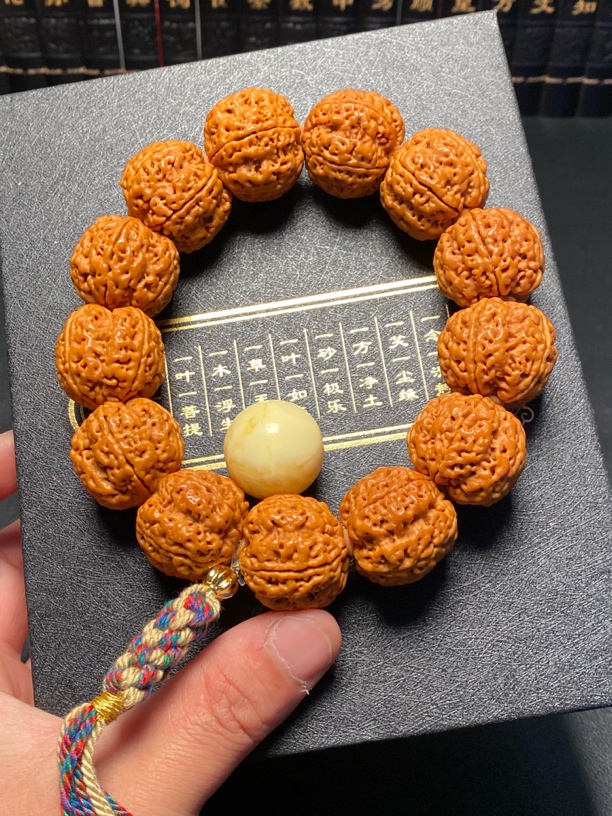 新品发布金刚菩提手串11号（梅花终结者）