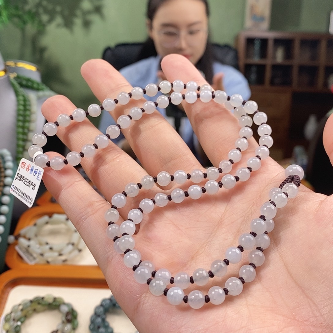 P***i颈饰未镶嵌翡翠11