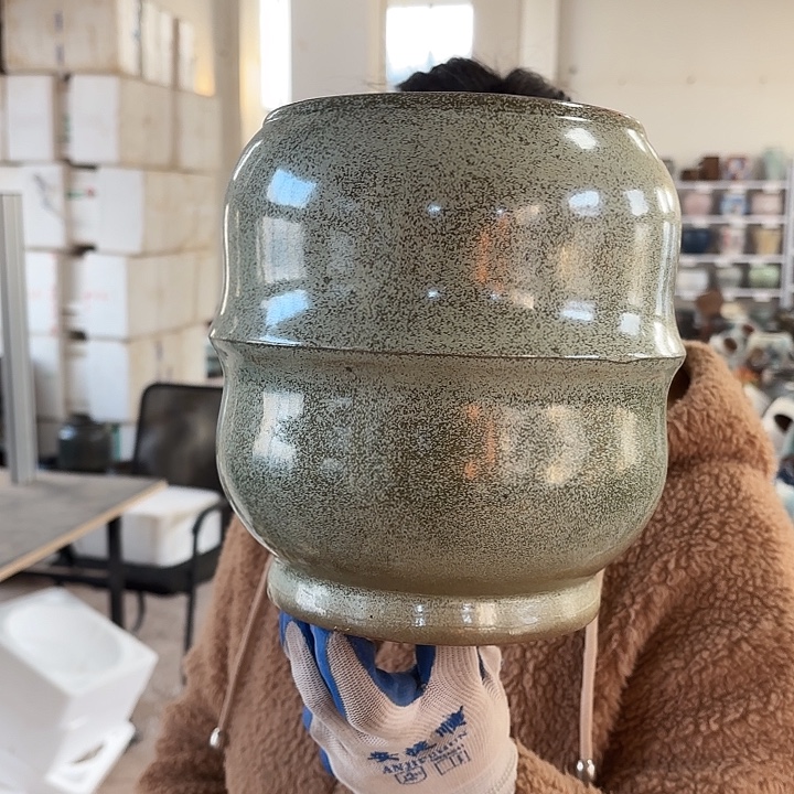 瑕疵高21口17花盆