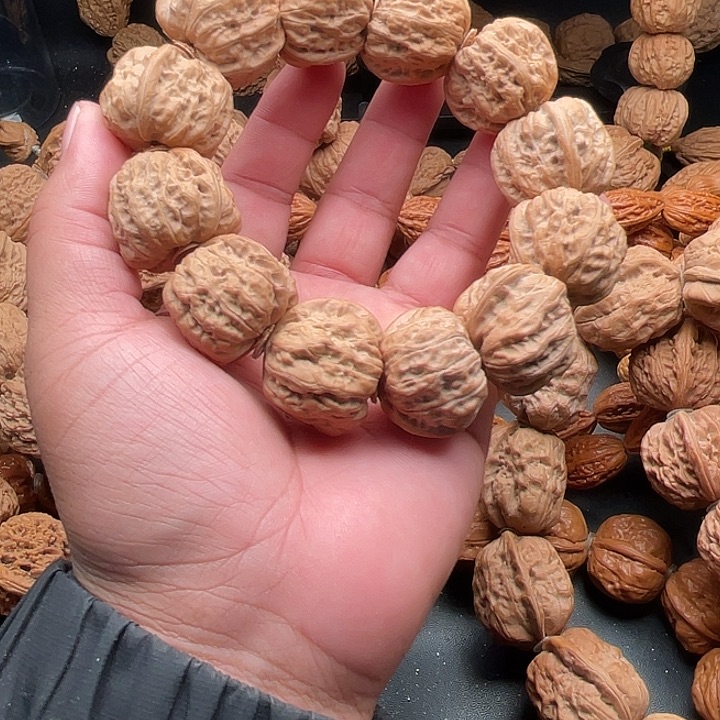 喜***杨吊坠文玩核桃4门头沟