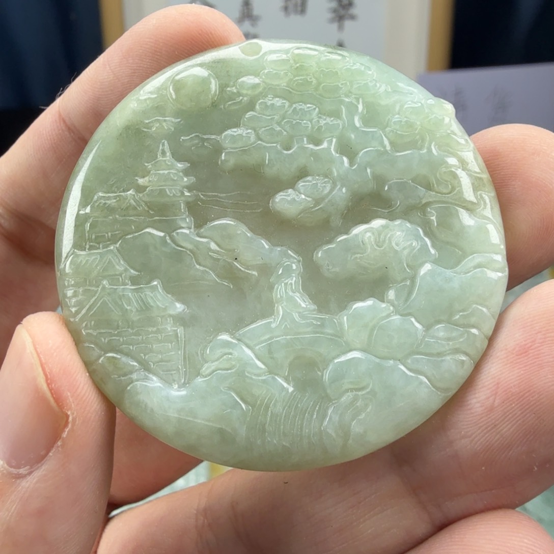 翡翠未镶嵌颈饰翡翠