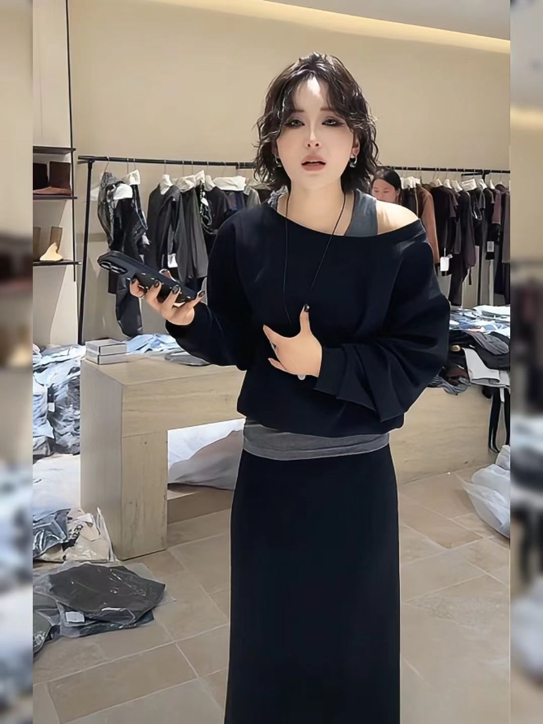 2025超火时尚套装女韩系休闲挂脖露肩假两件长袖T恤半身裙两件套