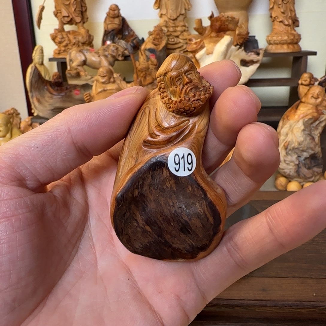 崖柏小木匠艺雕一物一拍