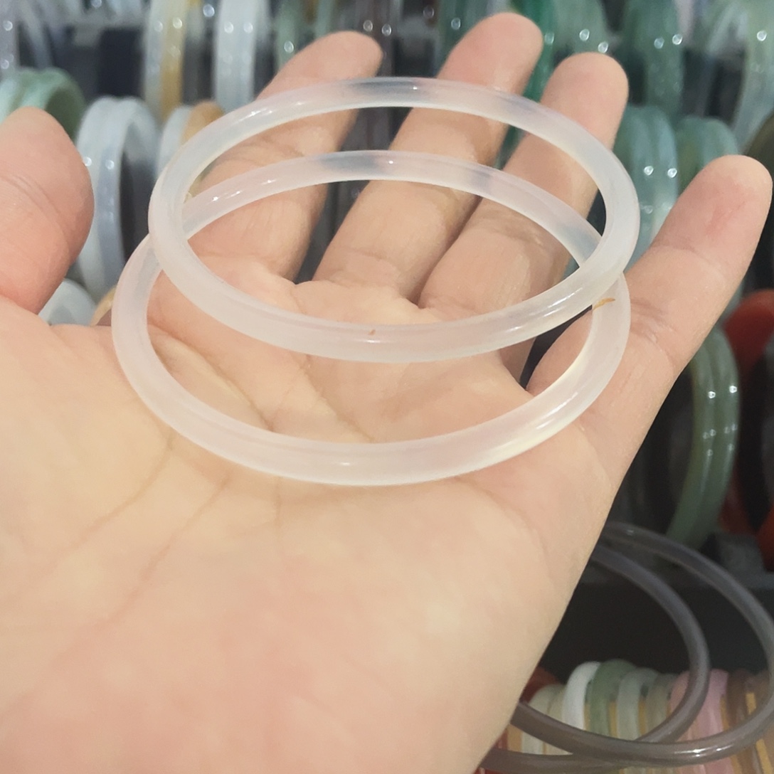 玛瑙/玉髓未镶嵌手镯特价不退换