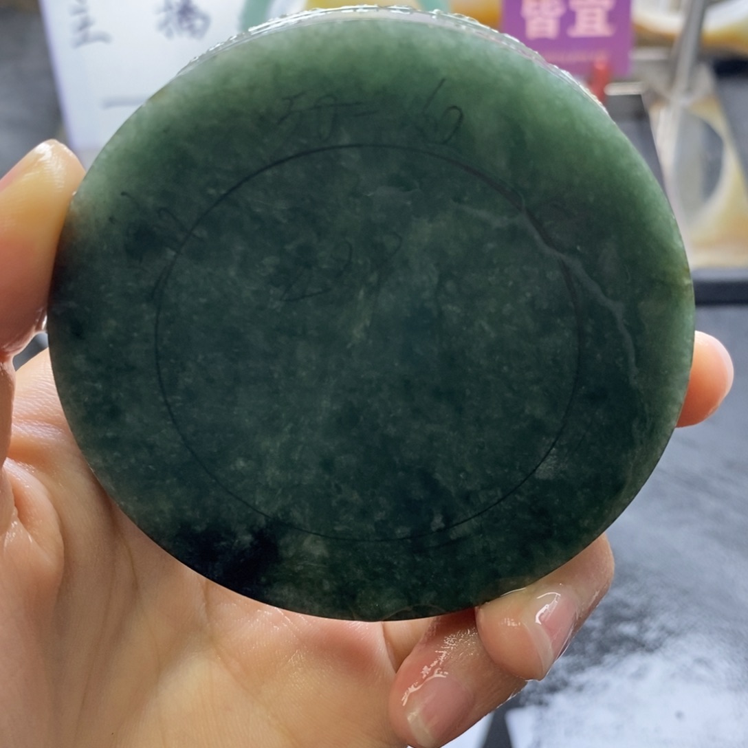定制翡翠未镶嵌定制