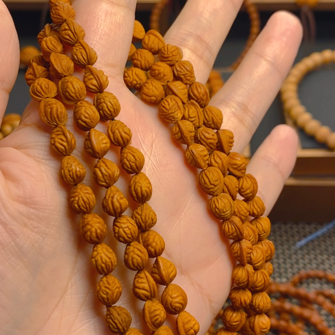 金***城桃核吊坠秦岭森林065