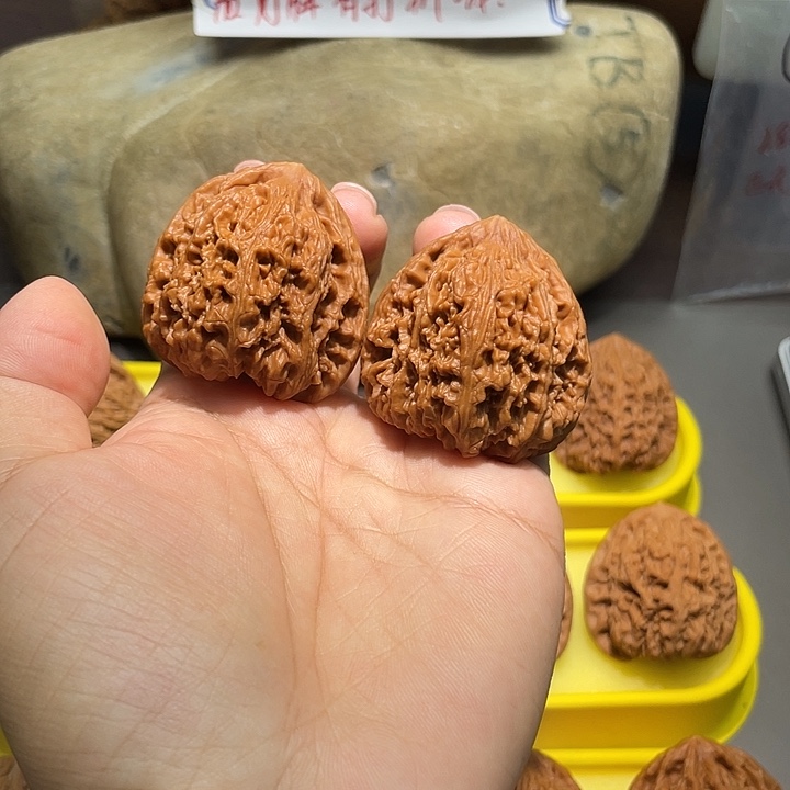 超***我文玩核桃把件333号，41尺全品三角疆