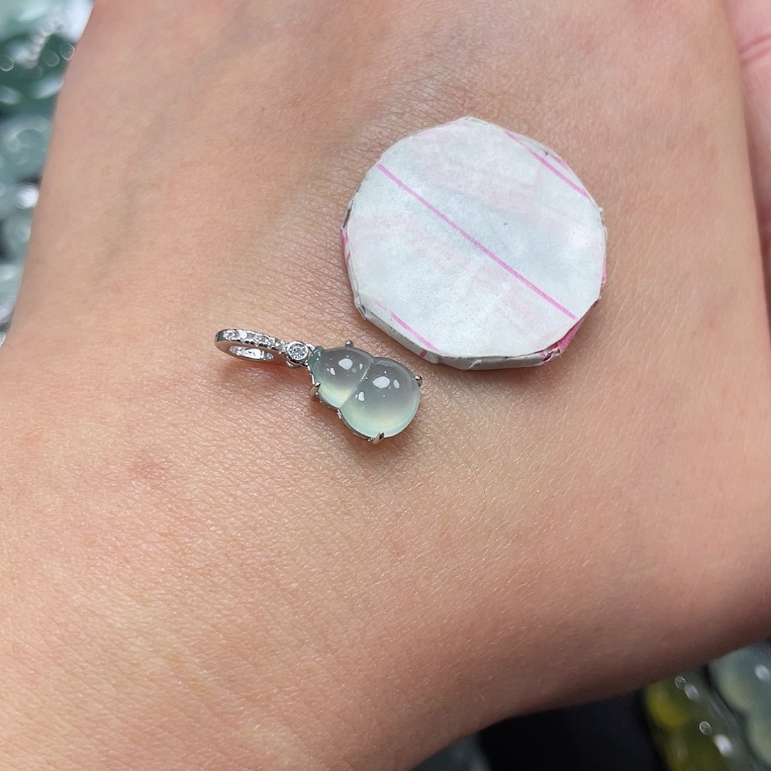 喝***酒翡翠银S925镶嵌颈饰