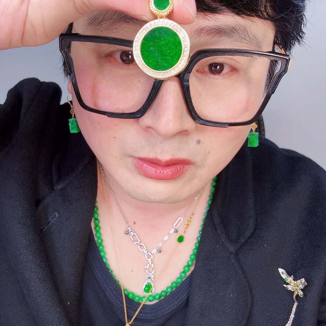 翡翠颈饰未镶嵌一个