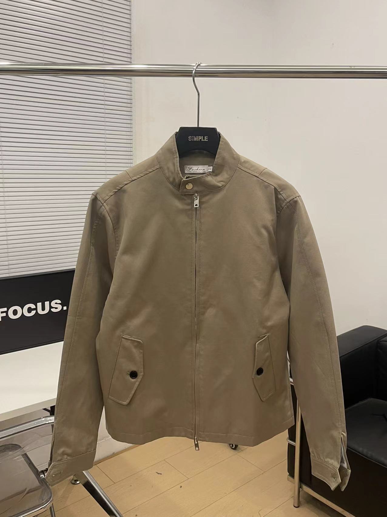 一件短袖的价格！立领惠灵顿cleanfit夹克男女