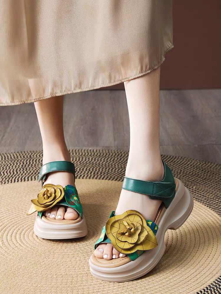 夏季时装凉鞋民族平底坡跟露趾民族风高跟花朵复古牛皮时尚百搭