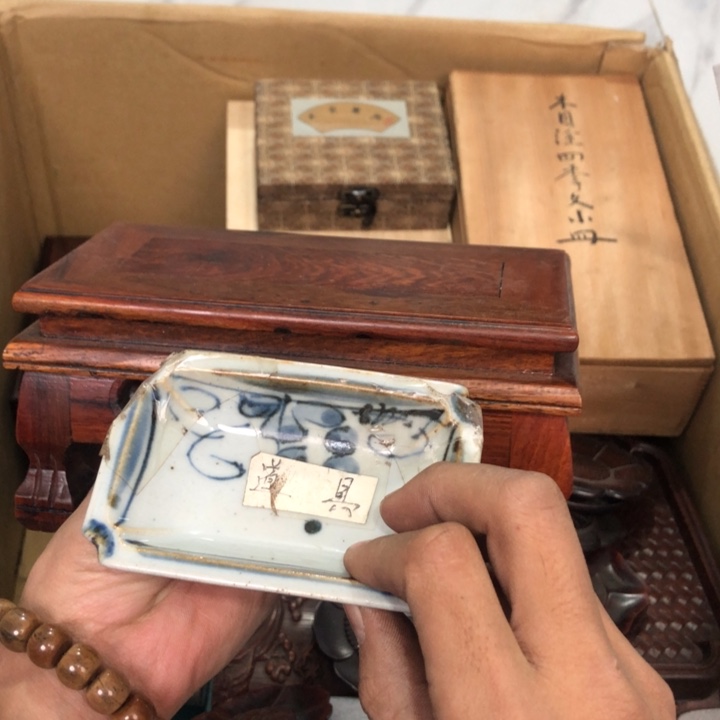 陶瓷孤品单件车里拍