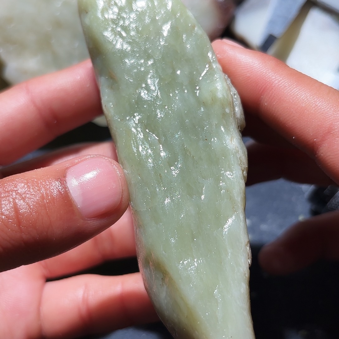和田玉未镶嵌珠宝奇石