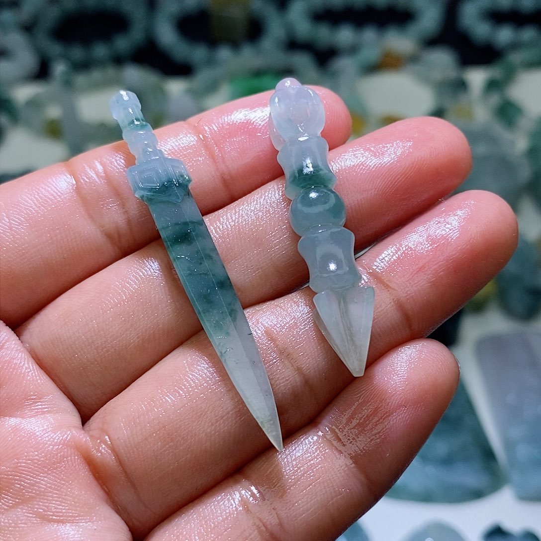 定制翡翠未镶嵌毛货