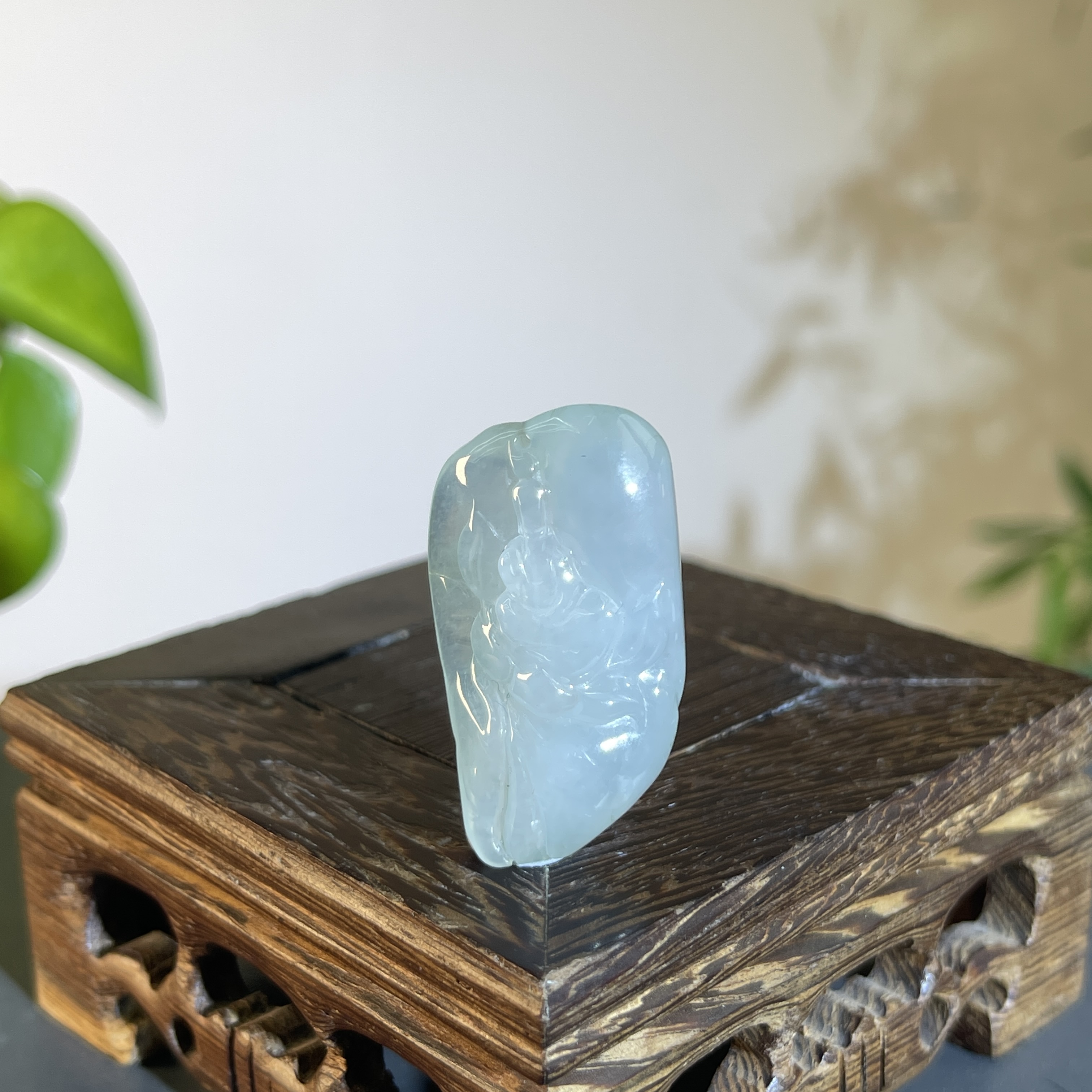 JXW20-71  天然缅甸A货翡翠  无相观音