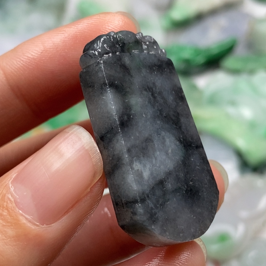 定制翡翠未镶嵌翡翠