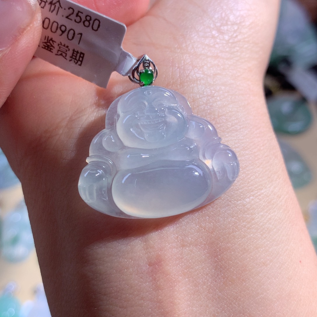翡翠颈饰18K金镶嵌佛公
