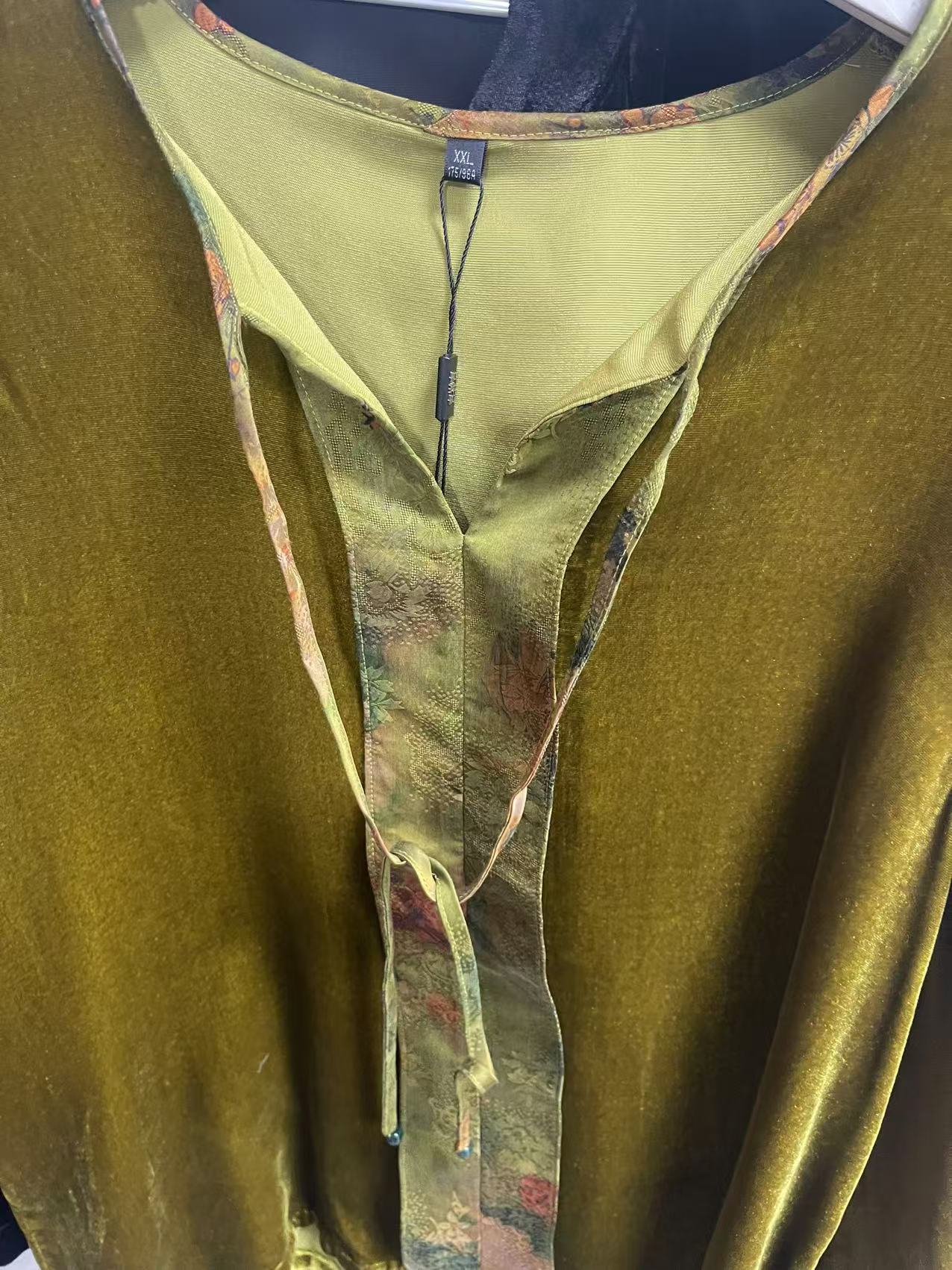 中老年桑蚕丝159上衣大码高端时尚