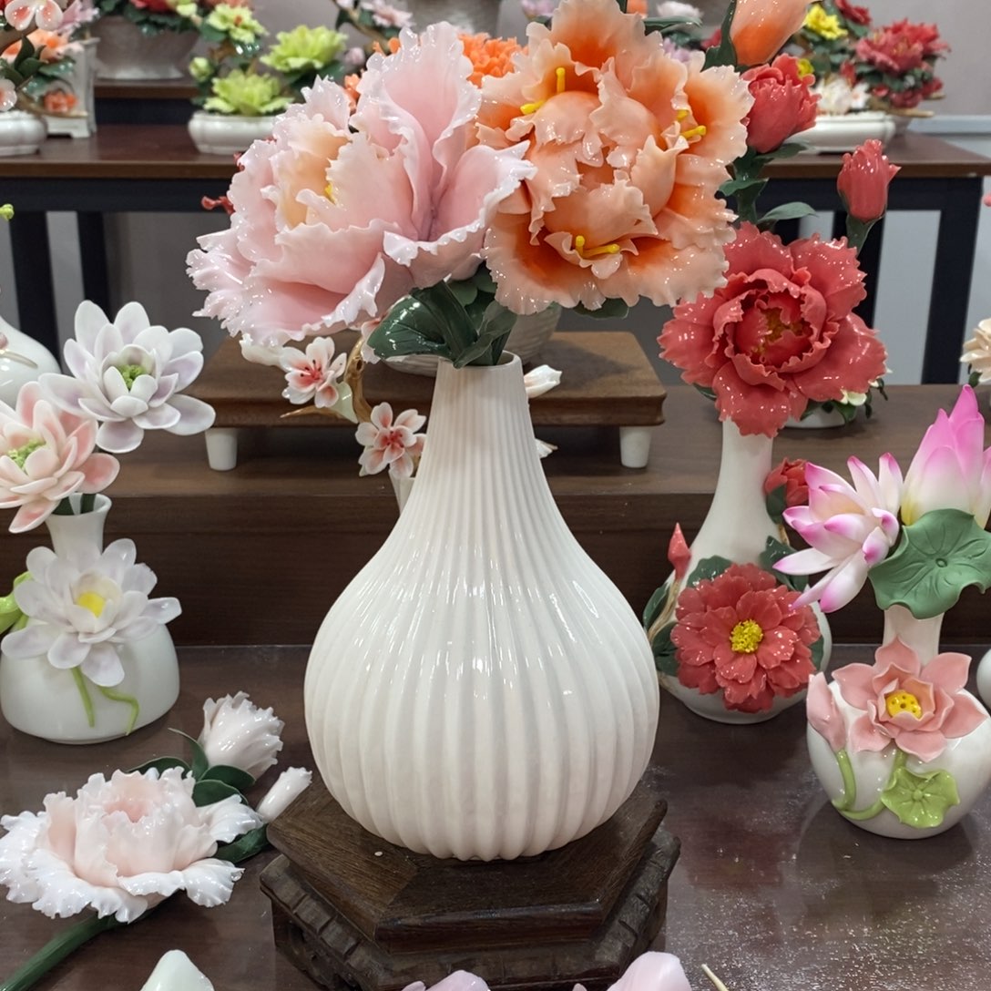 摆件陶瓷手工花摆件