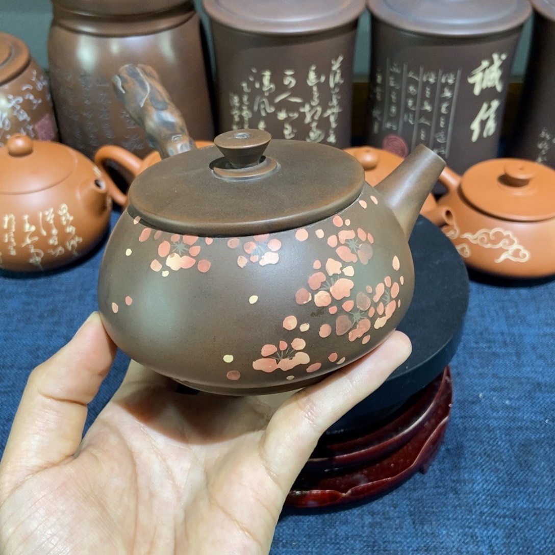 6建水紫陶手工彩填测把壶240c