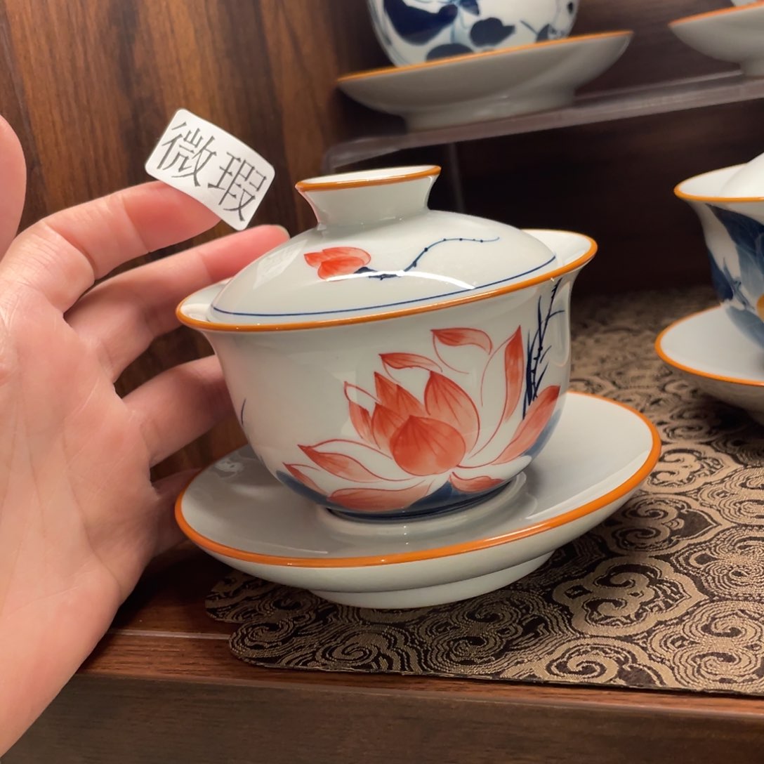 釉下手绘茶具微瑕