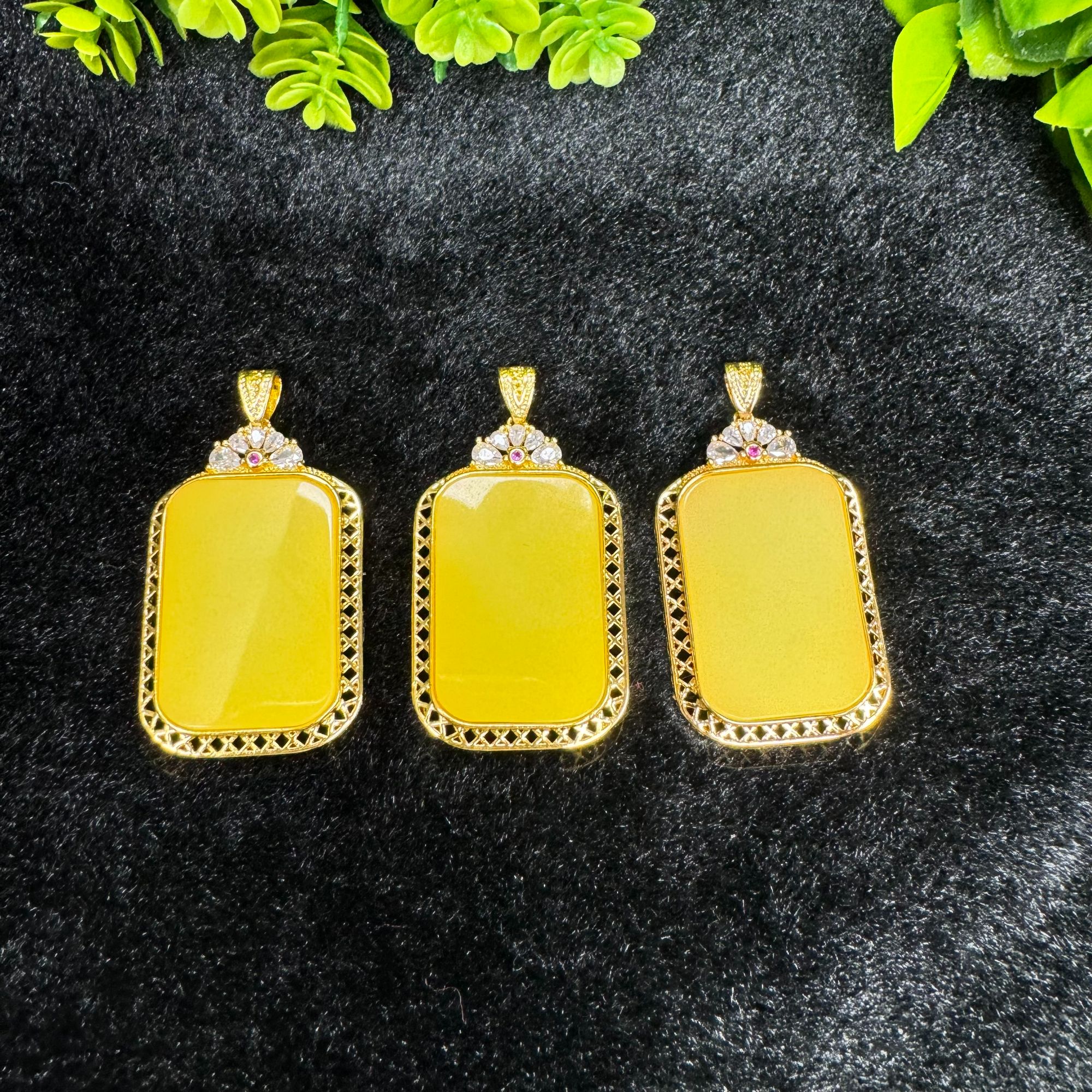 HT4568【任会长珠宝】和田玉黄玉吊坠-配麻花链/绳-多样性只发一件