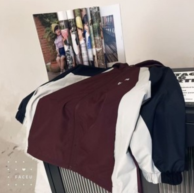 502140 优选韩版儿童时尚春款休闲冲锋衣潮流外套