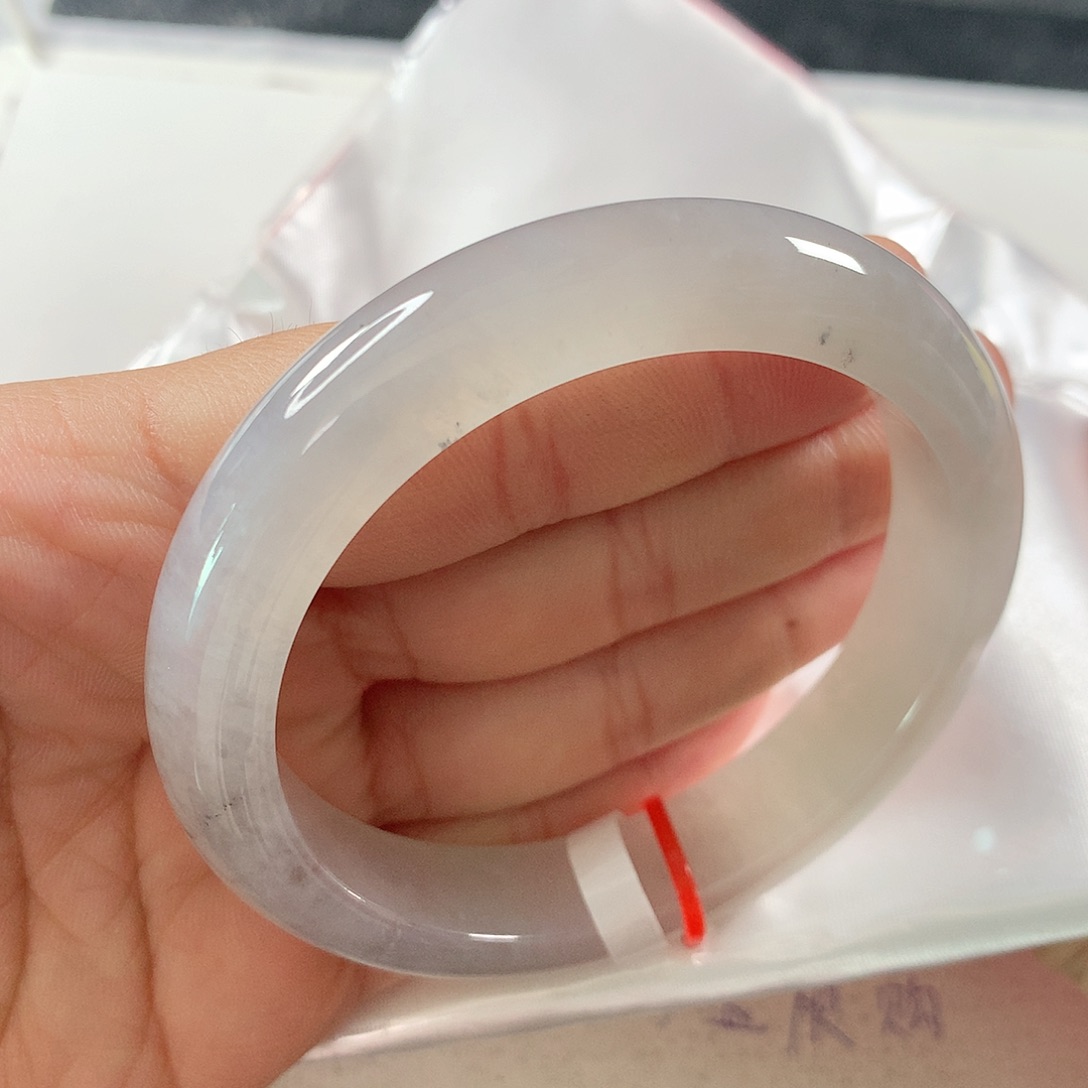 翡翠手镯未镶嵌香槟色 ①⑥④