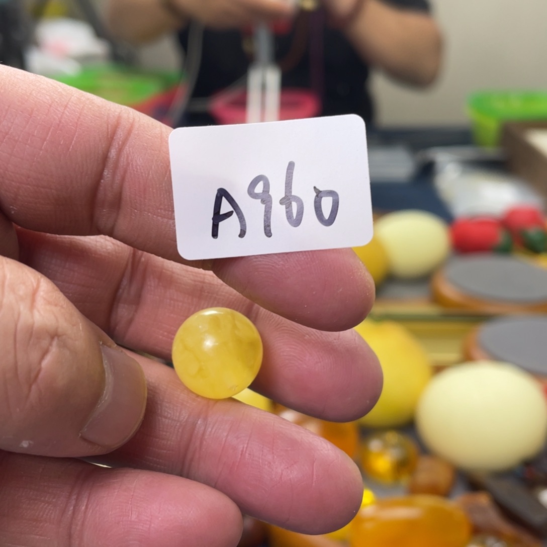 手链琥珀未镶嵌多样性发，发其中一件