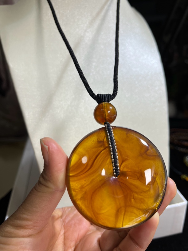 【凯馨珠宝】缅甸天然琥珀平安扣吊坠