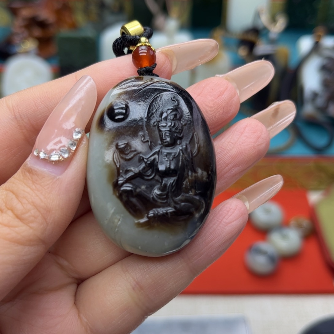 和田玉未镶嵌挂件