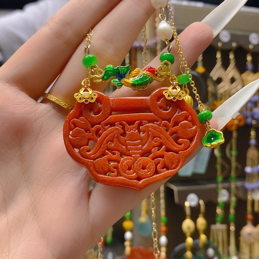 翡翠合金耳饰翡翠