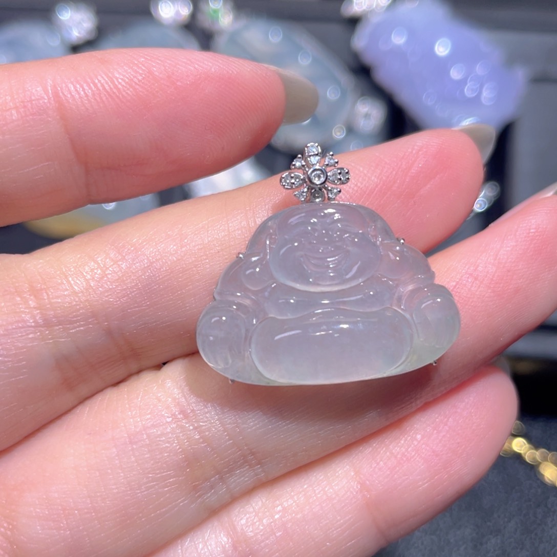 颈饰18K金镶嵌翡翠翡翠